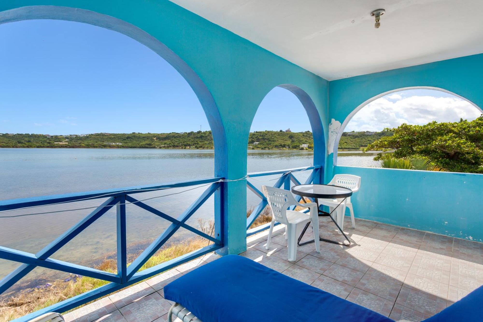 Edwards Guesthouse Sandy Ground Village Екстер'єр фото