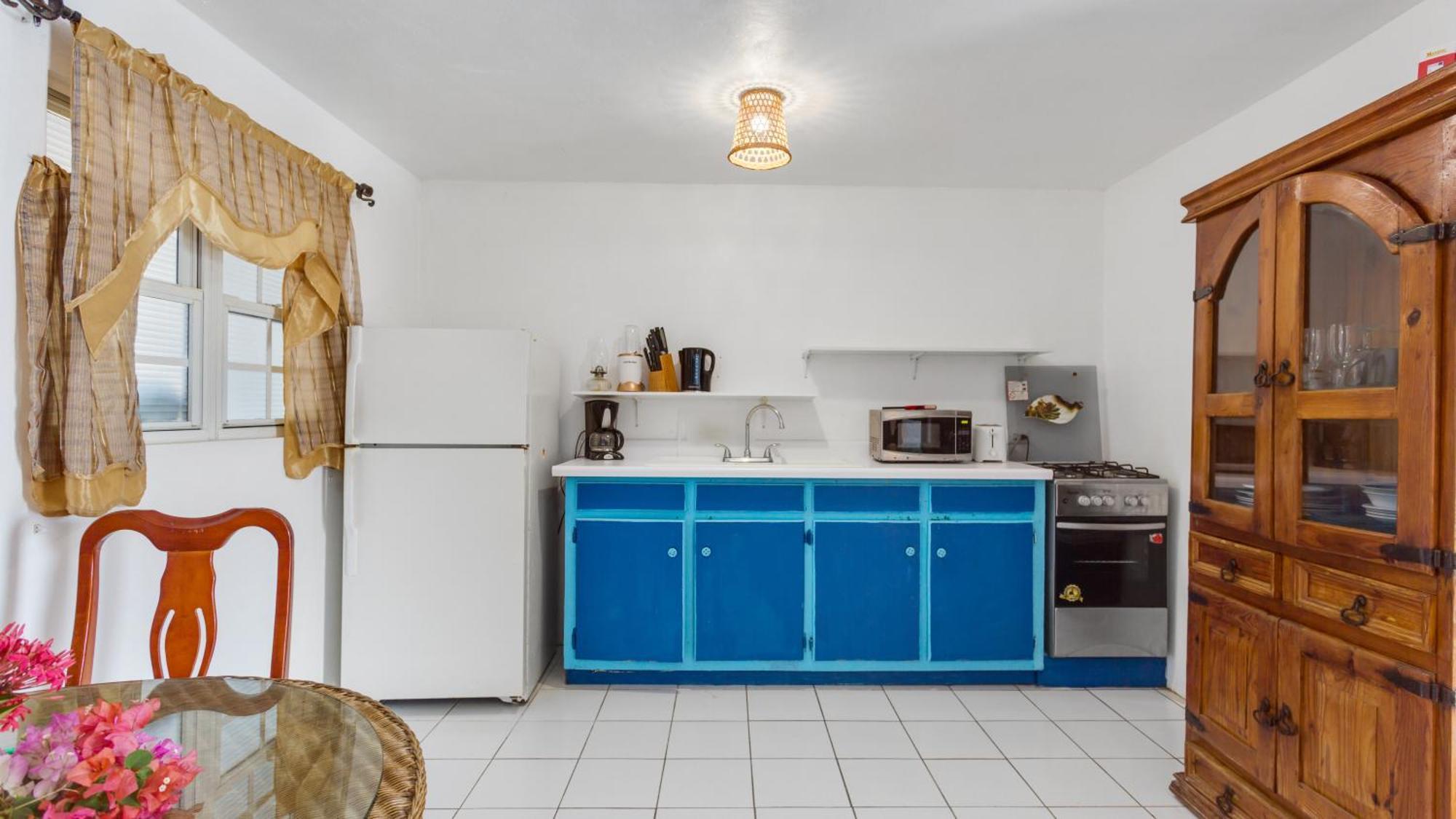 Edwards Guesthouse Sandy Ground Village Екстер'єр фото